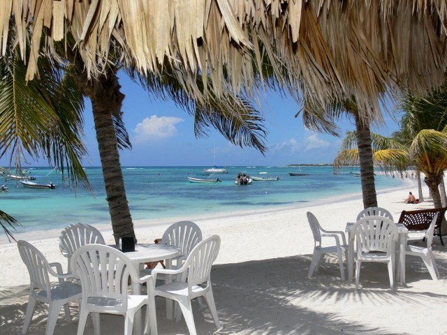 Lolha Restaurant at Akumal Beach