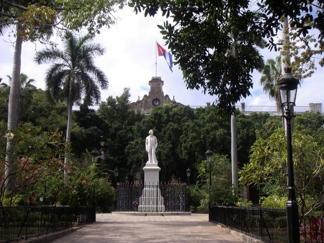 Statue of Carlos Manuel de Céspedes, Plaza de Armas, Havana, Cuba