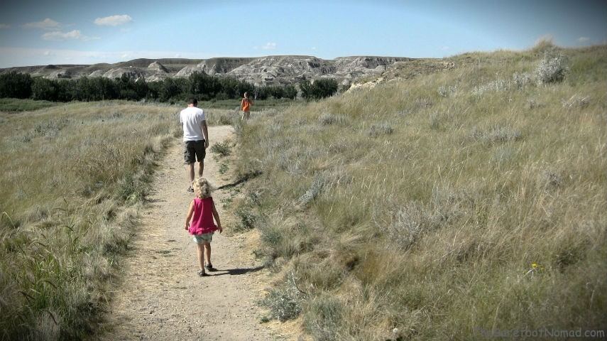 Walking The Badlands Trail Dinosaur Provincial Park