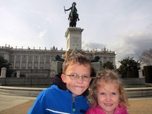 Kids Madrid Plaza de Oriente