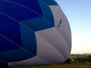 Hot air balloon dwarfs kids and truck Butterfly Balloons Goreme