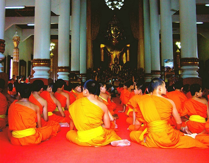 Wat Phra Singh by bfick on Flickr
