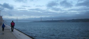 A cloudy day on the Tagus River