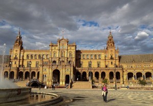 Plaza de Espana under a moody sky
