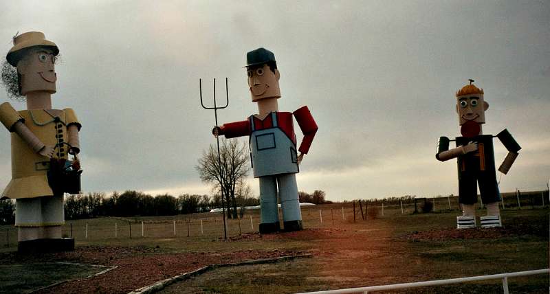 Enchanted Highway by David Becker on Flickr