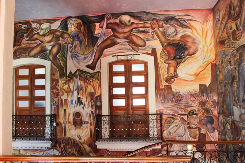 Mexican Independence mural by Jorge Chávez Carrillo in Colima Government building.