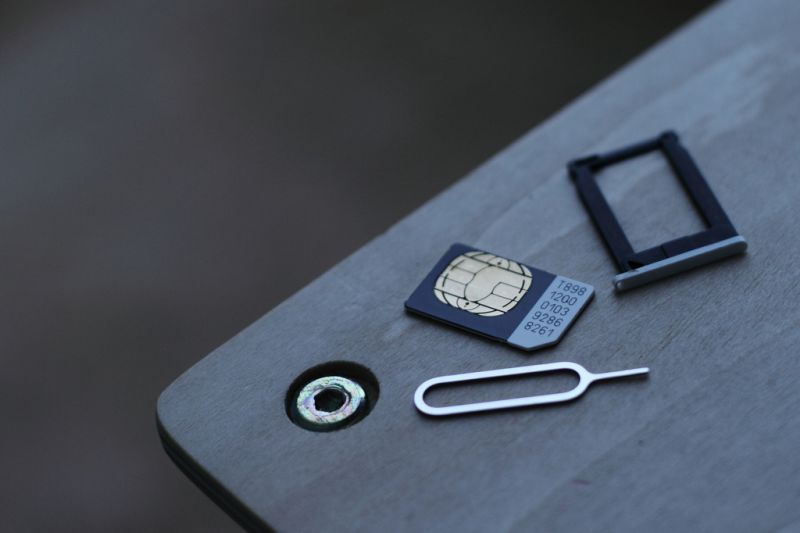 sim-card-and-tool