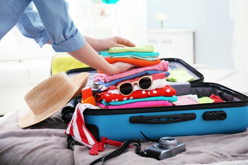 34 Great Packing Tips for a Long Haul Flight with Kids