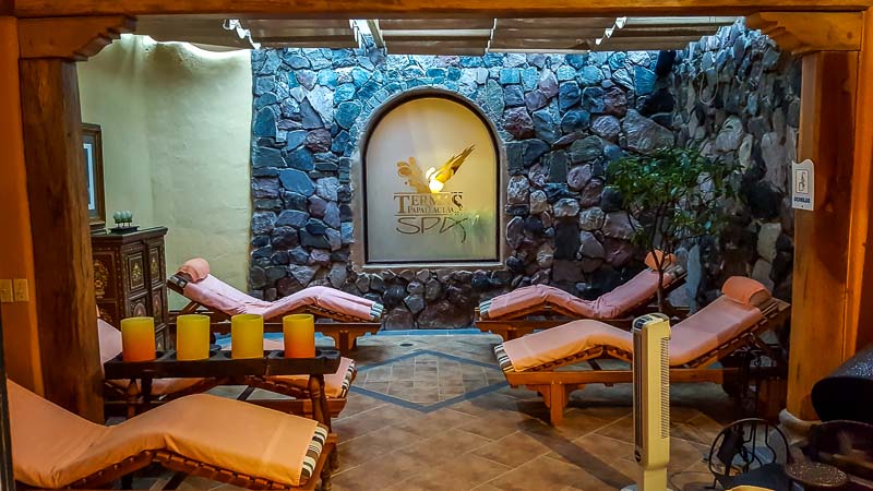 Spa Termas Papallacta lounging area