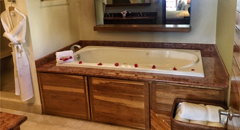 jetted tub in master bath at The Phoenix Belize Resort