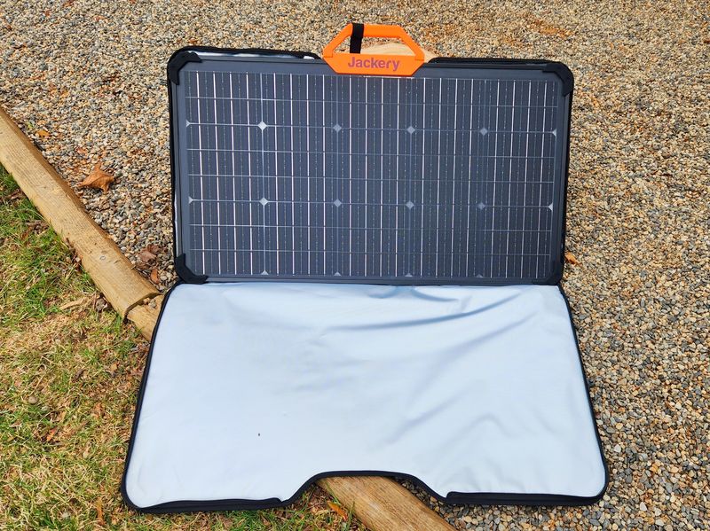 Jackery SolarSaga 80 W solar panel inside carrying case