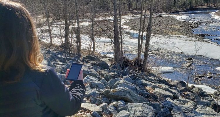 GlocalMe test in the outdoors