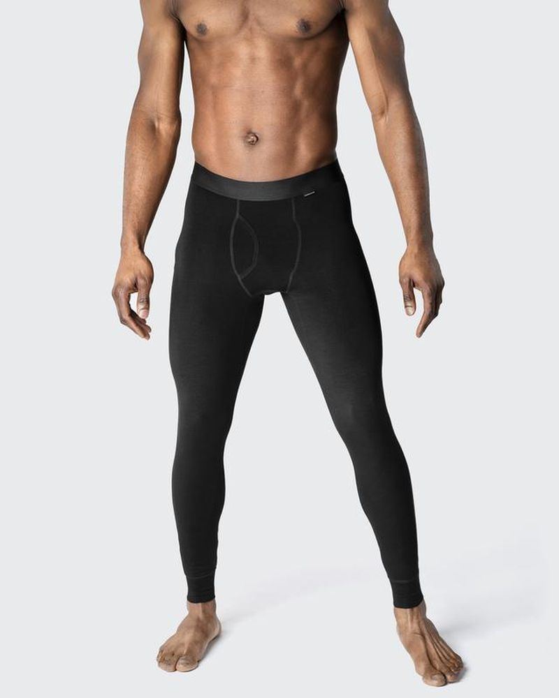 Base layer for long marino underwear is not tied