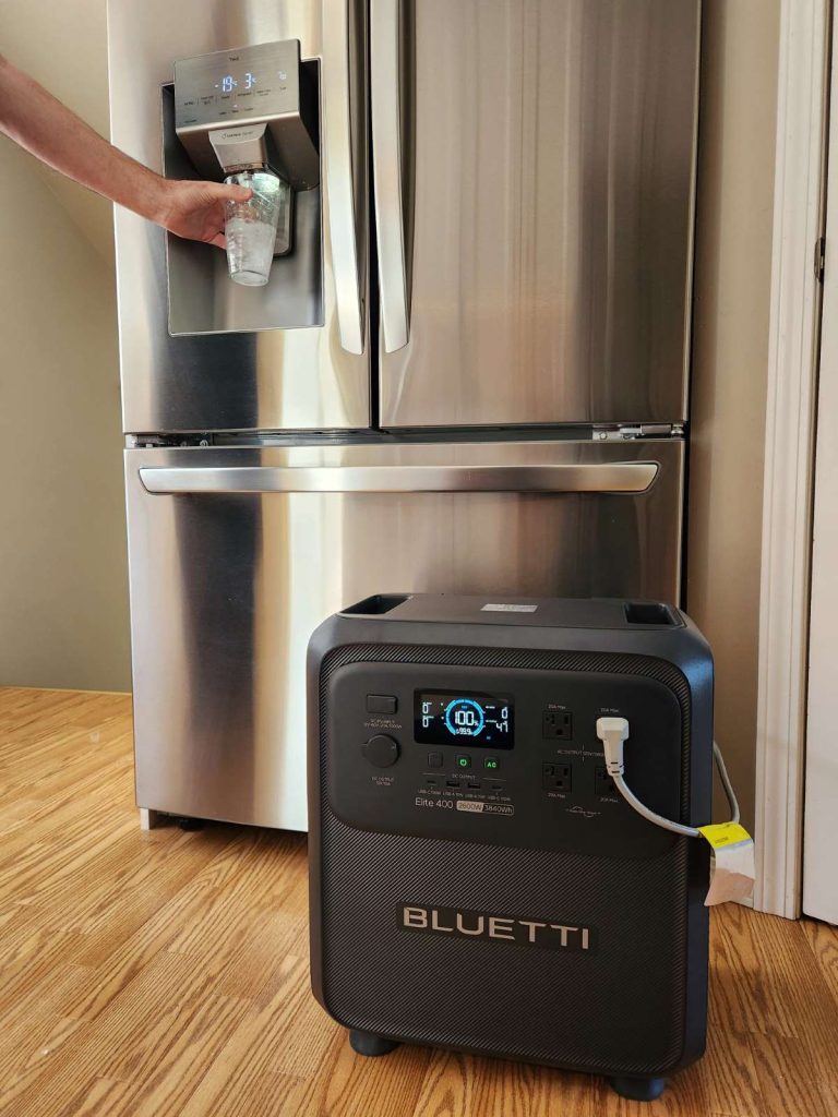 BLUETTI Elite 400 charging fridge getting water - Copy