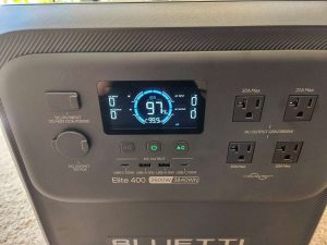 Close up of BLUETTI Elite 400 display