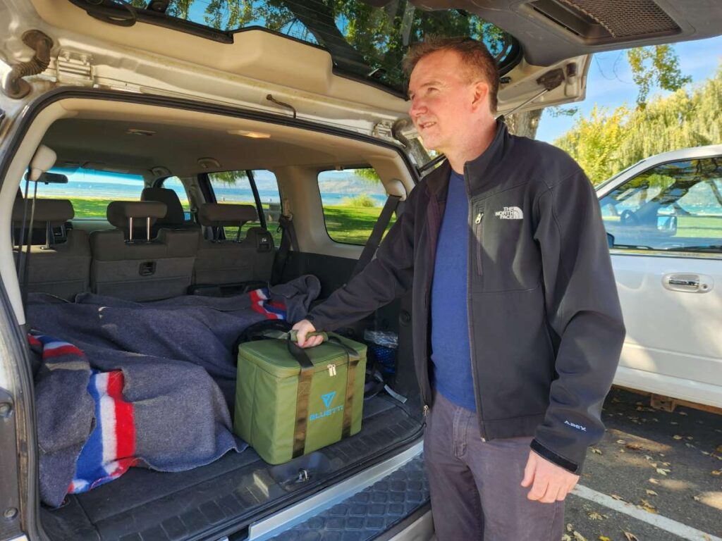 BLUETTI Elite 100 Mini in case in trunk